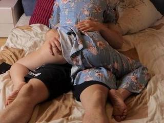 Девушки сосущие и лижут жопу
